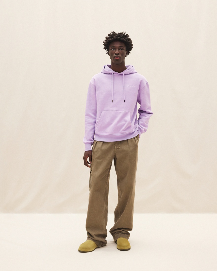 Le sweatshirt brodé - 4