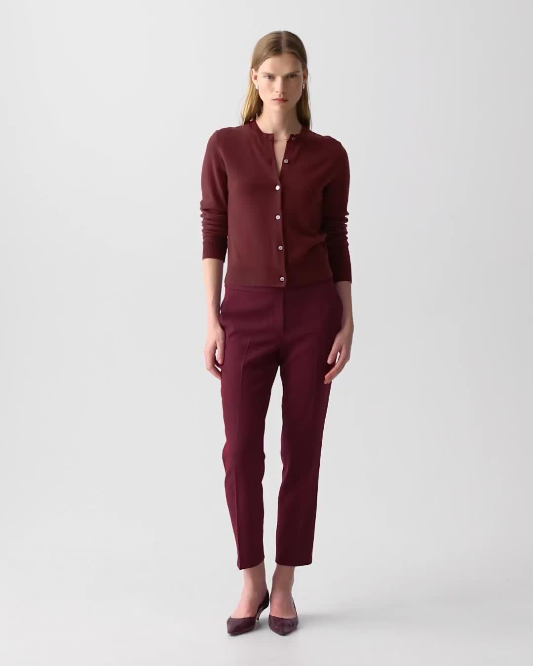 Crewneck Cardigan in Cashmere - 7