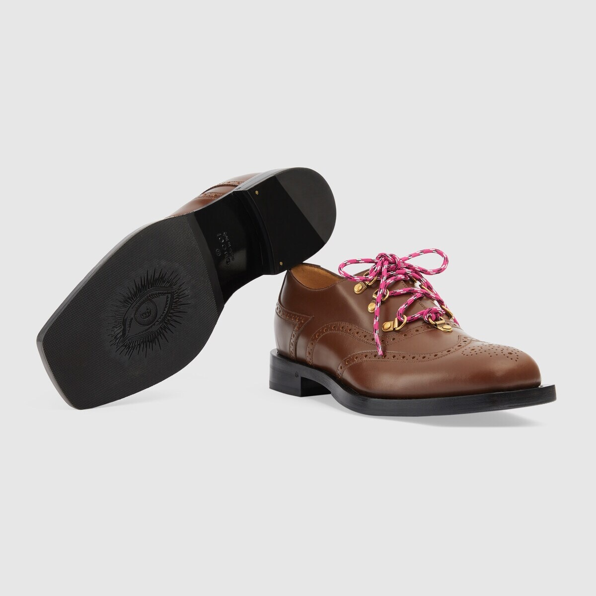 Men's lace-up shoe with brogue details - 6