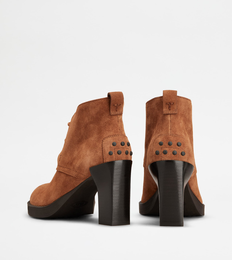 Tod's ANKLE BOOTS IN SUEDE - BROWN outlook