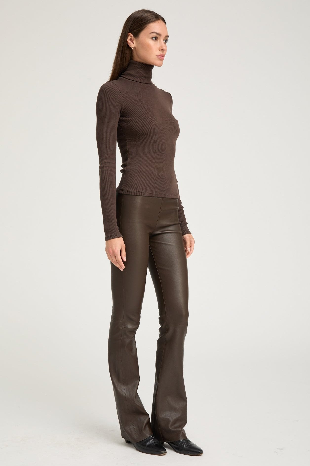CHOCOLATE RIB LONG SLEEVE TURTLENECK - 3