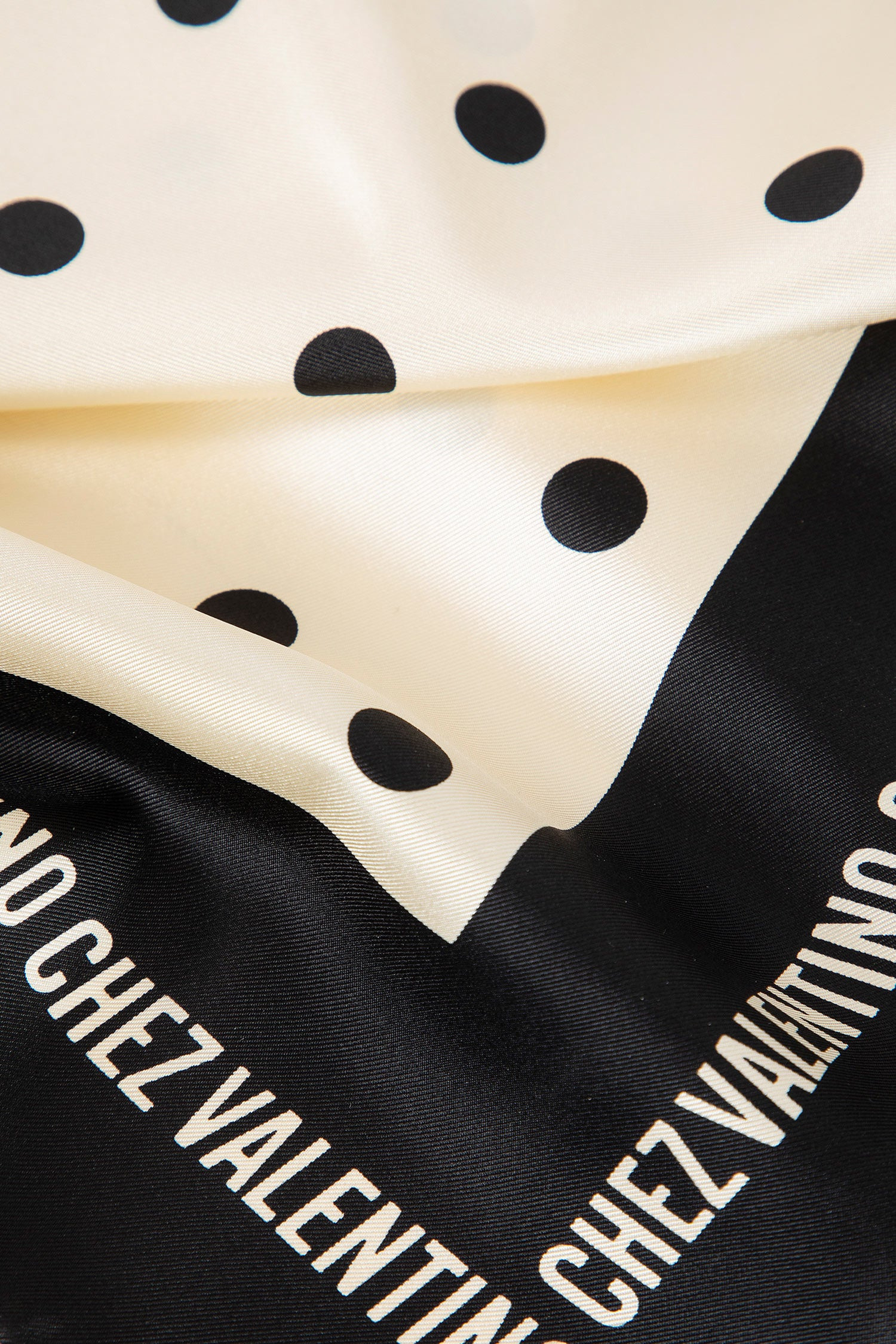 Chez-Valentino-Silk-Scarf - 2