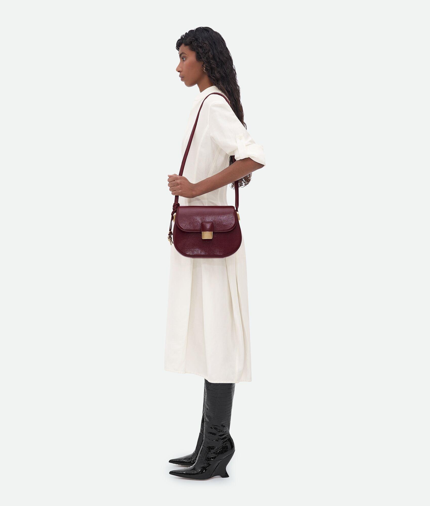 直営店☆BOTTEGA VENETA☆ SMALL DESIREE クロスボディバッグ BOTTEGA VENETA【海外限定】Desiree スモールクロスボディバッグ