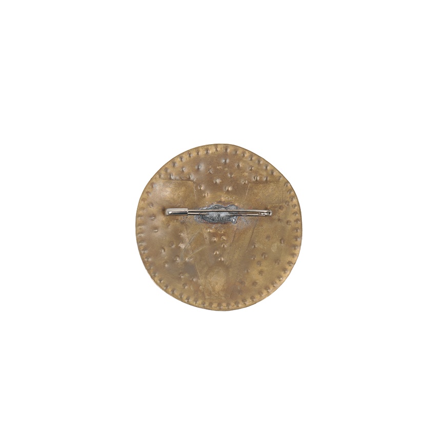 V BADGE 80MM BRASS - 2