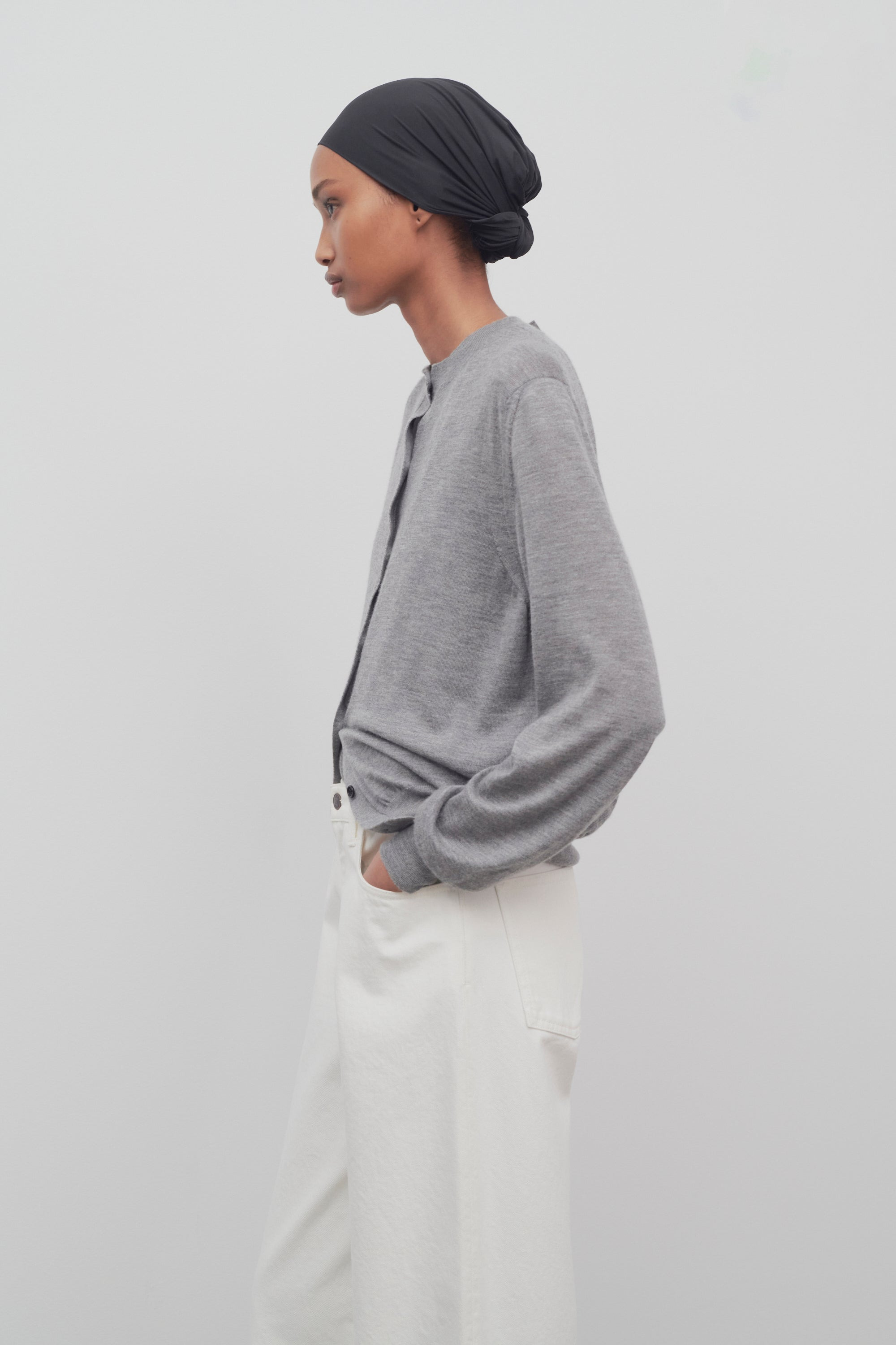 Battersea Cardigan in Cashmere - 4