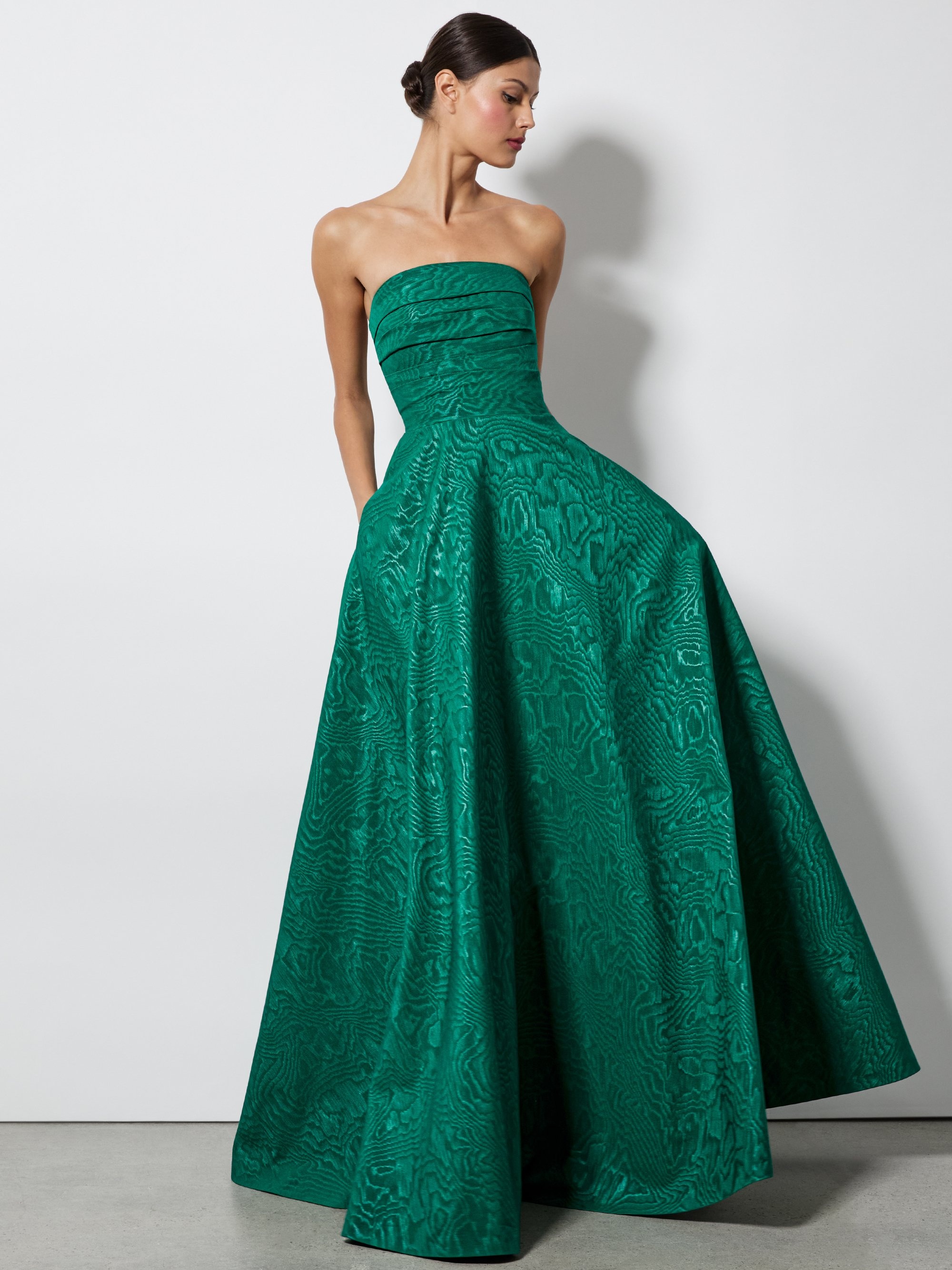 BRIDGETTE STRAPLESS FLARED MAXI GOWN - 6