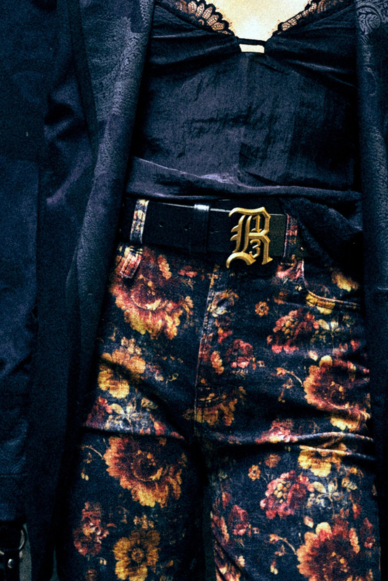 R13 CHARLOTTE JEAN outlook