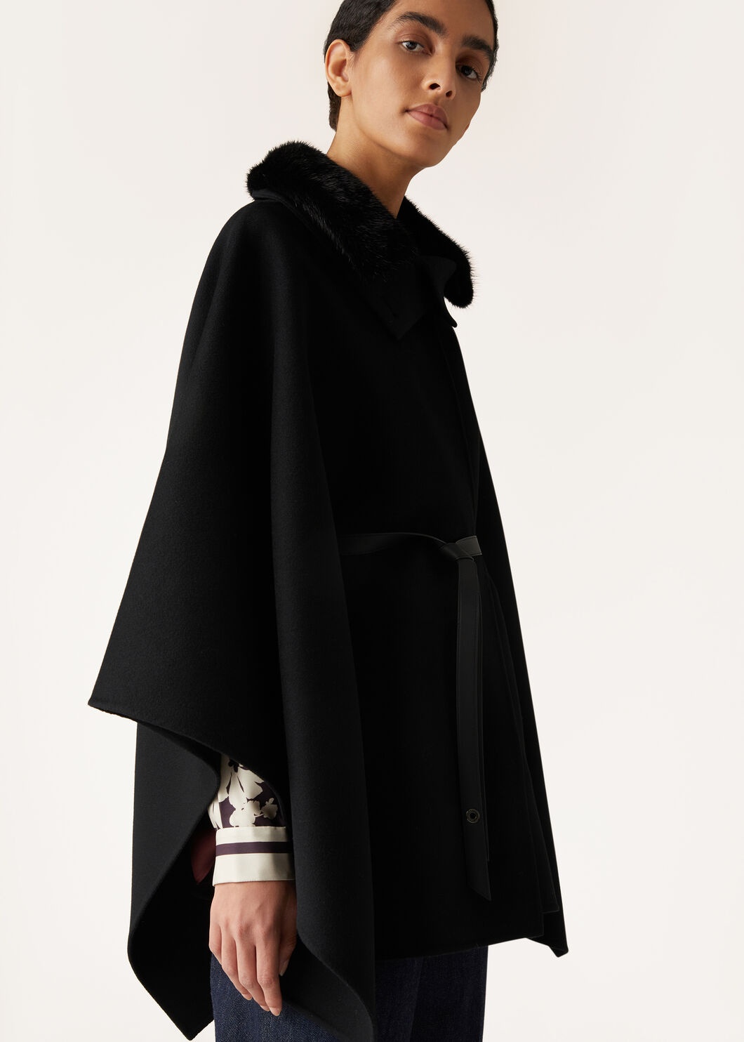 Denice Cape - 5