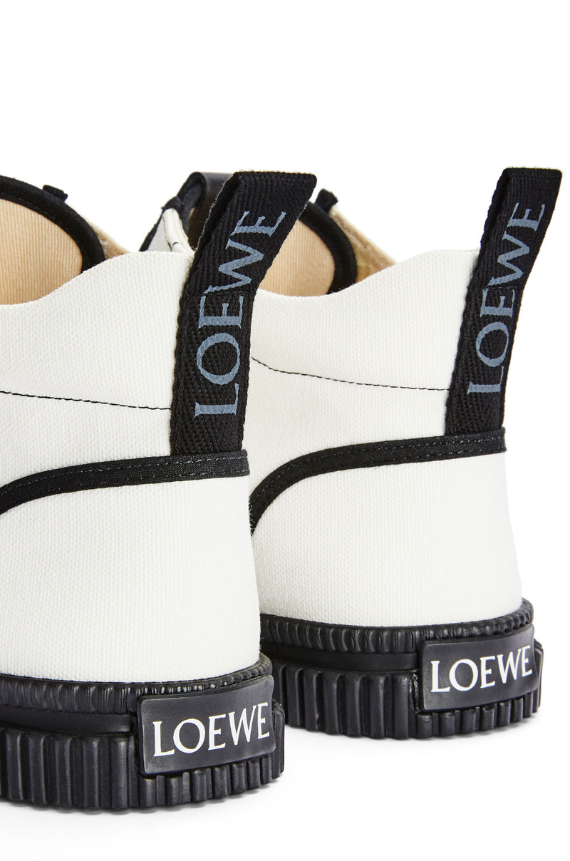 High top sneaker in canvas 4