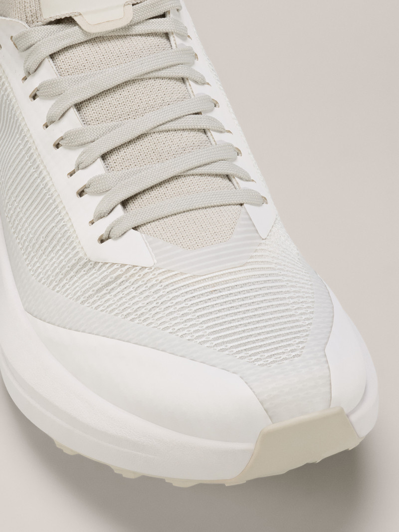 Arc'teryx Sylan 2 Shoe outlook