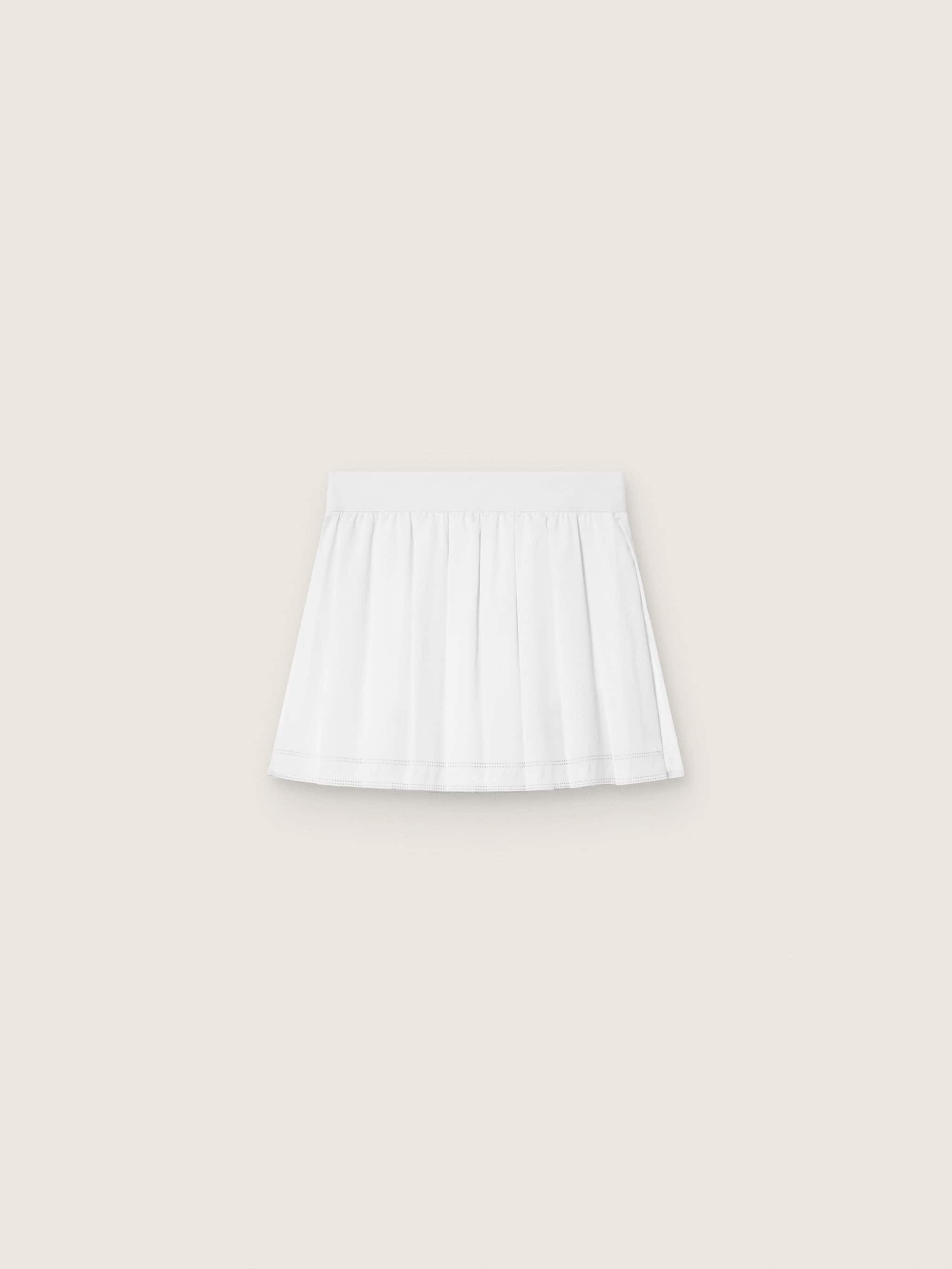 Pleated sports miniskirt in white - 2