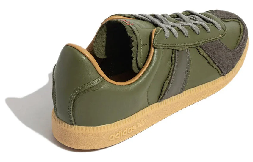 adidas gazelle silver green womens adidas Tyshawn II main image 0
