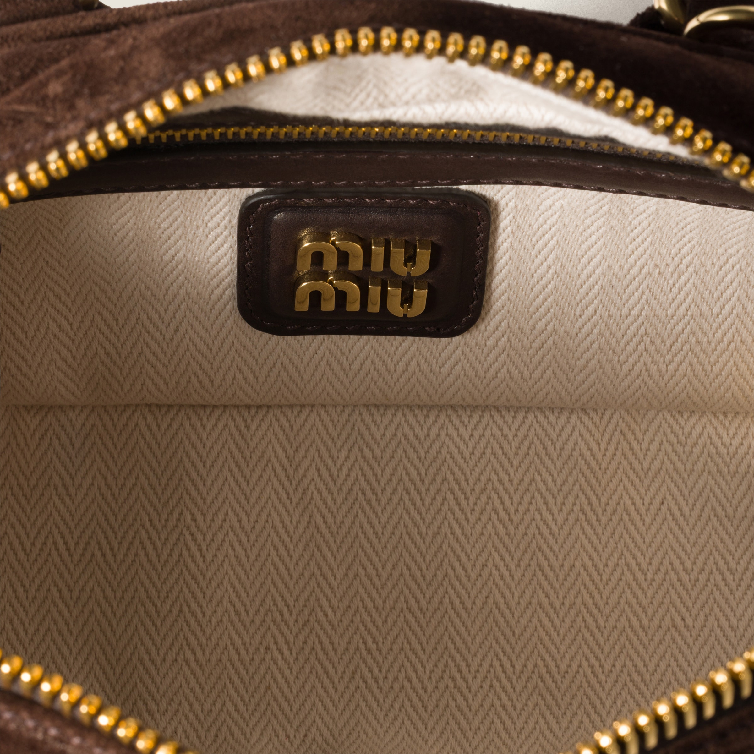 Arcadie padded suede top-handle bag - 6