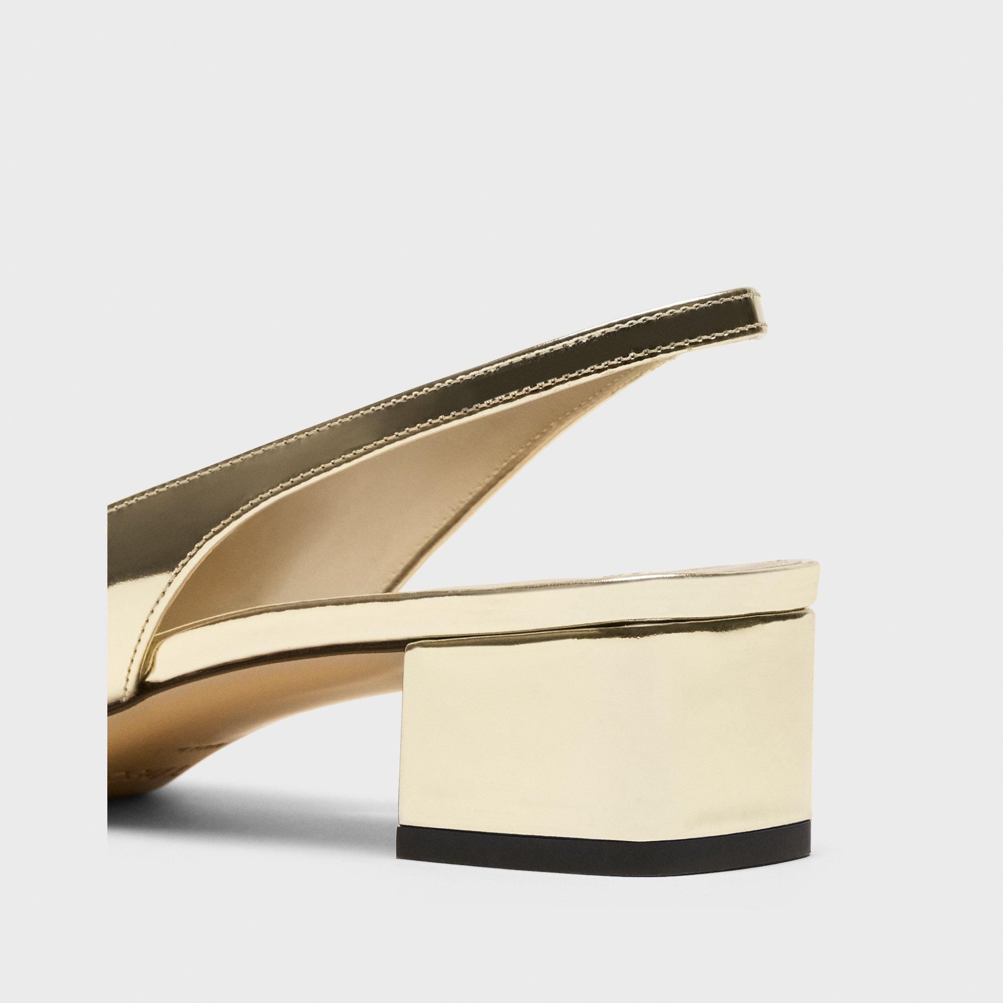 Slingback Pump in Metallic Leather - 6