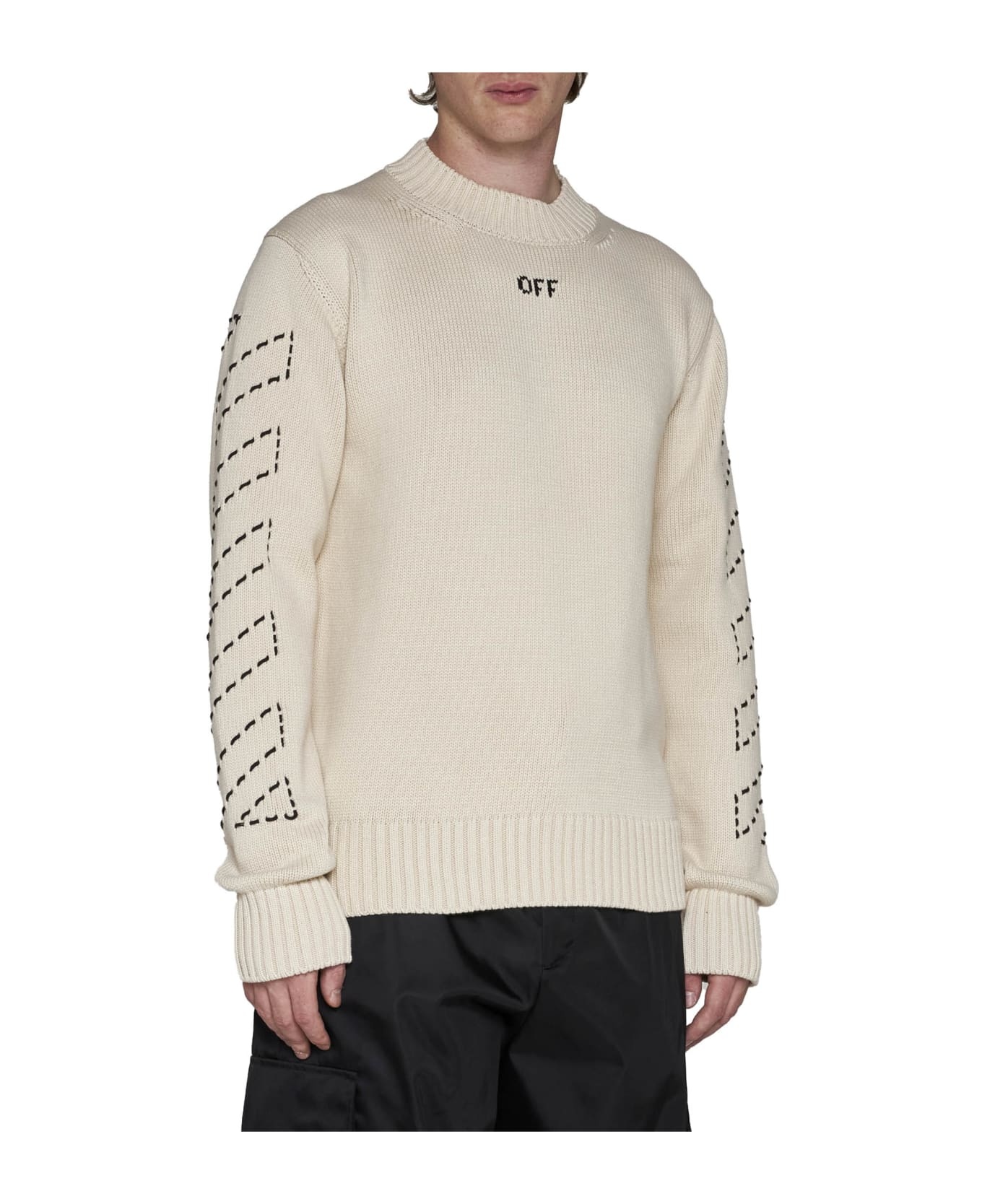 Diagonal Arrow Sweater With Logo - 3