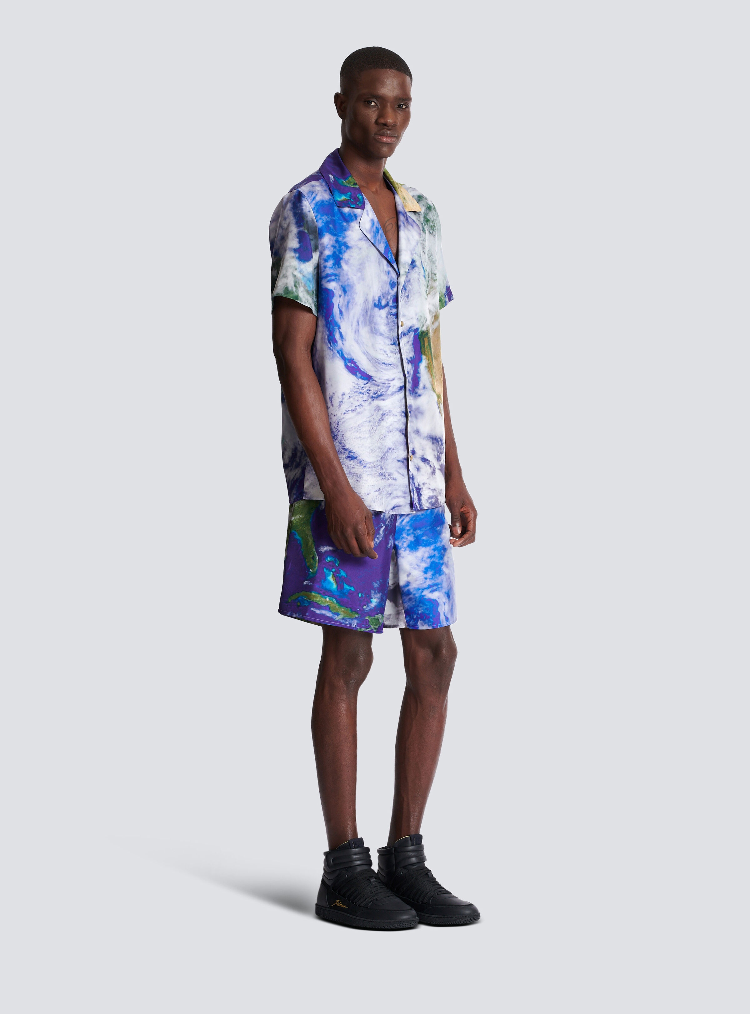 Pyjama shirt with Earth print - 3