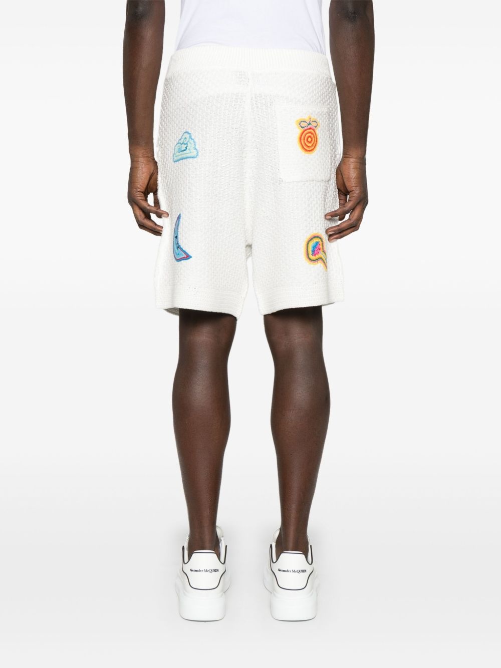 patch-detailing crochet shorts - 4