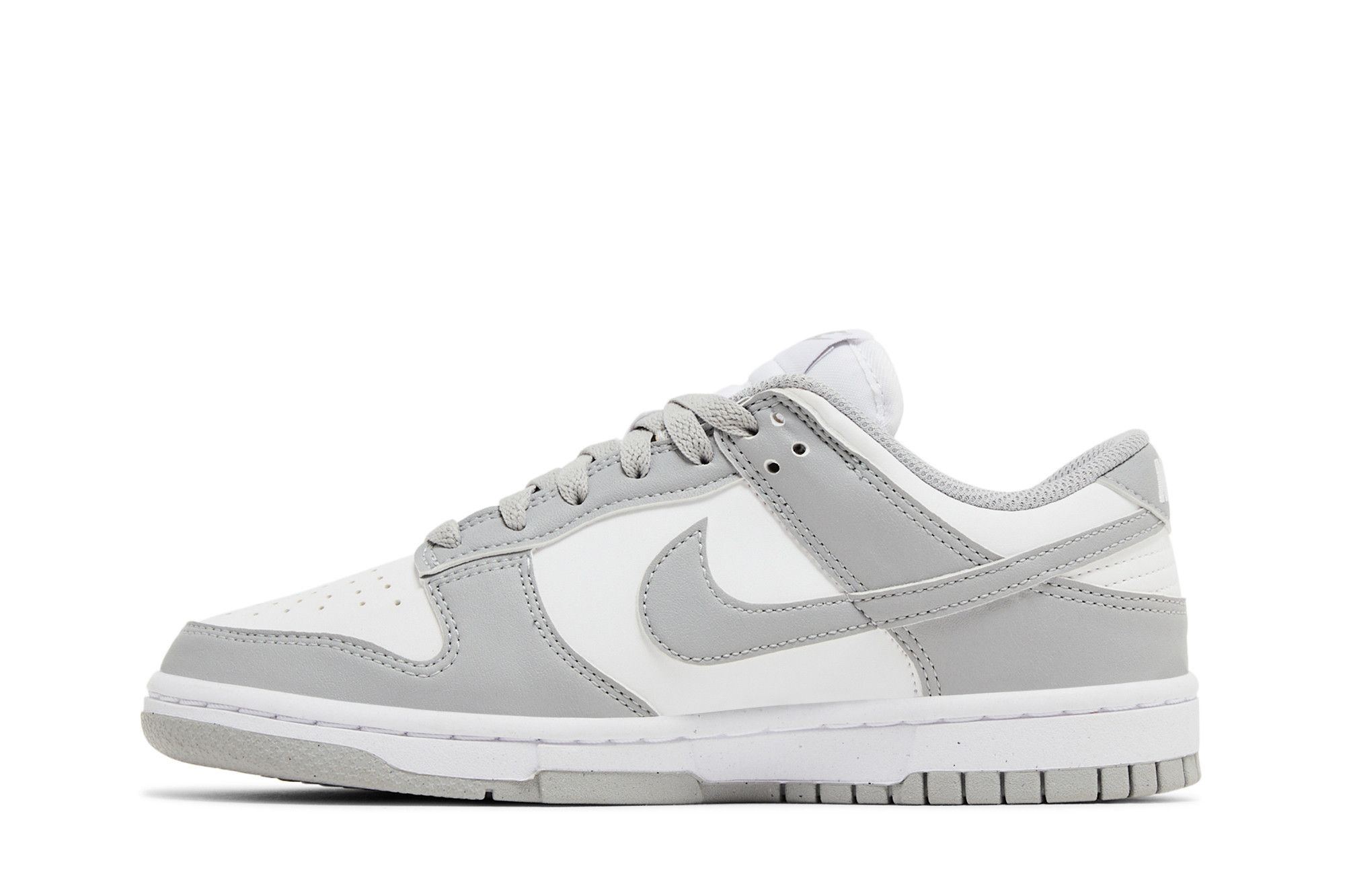 Wmns Dunk Low Next Nature 'Light Smoke Grey' - 3