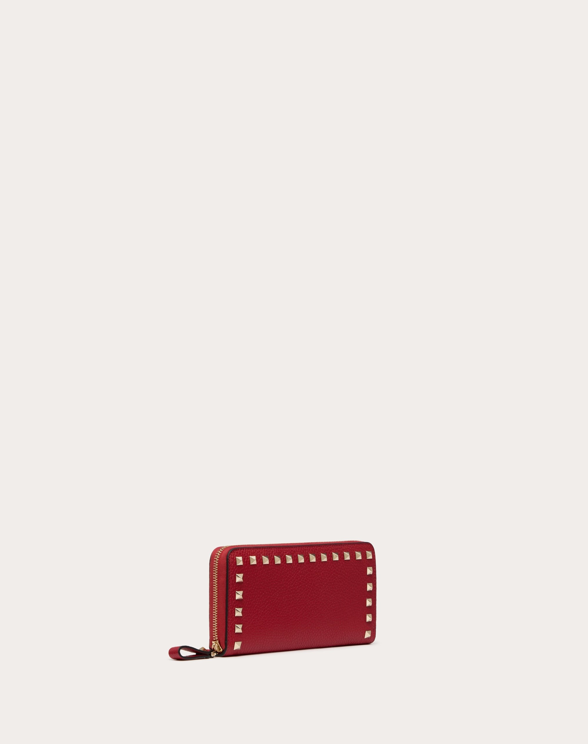 ROCKSTUD GRAINY CALFSKIN ZIPPERED WALLET - 4