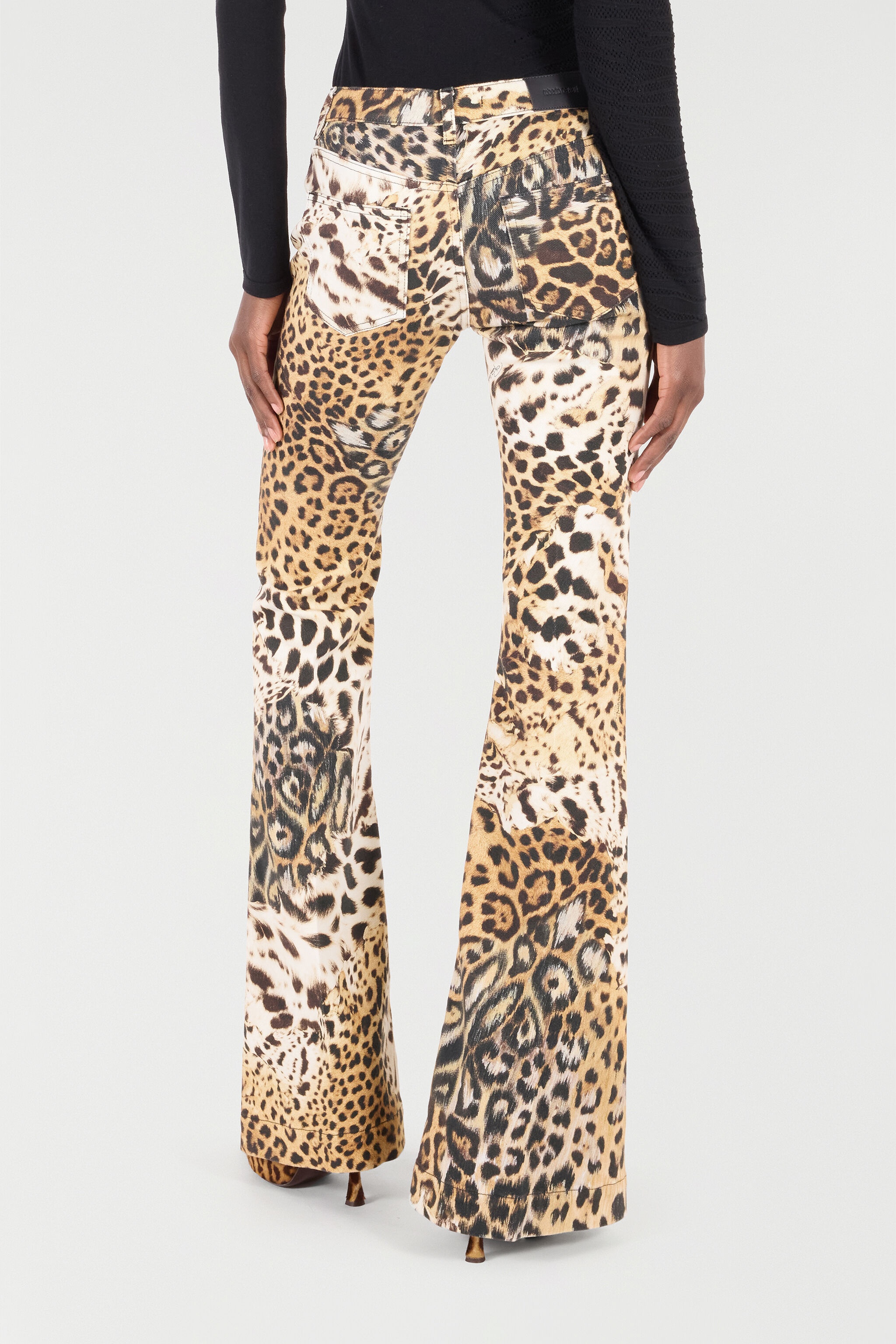 Pants With Jaguar Skin Print - 4