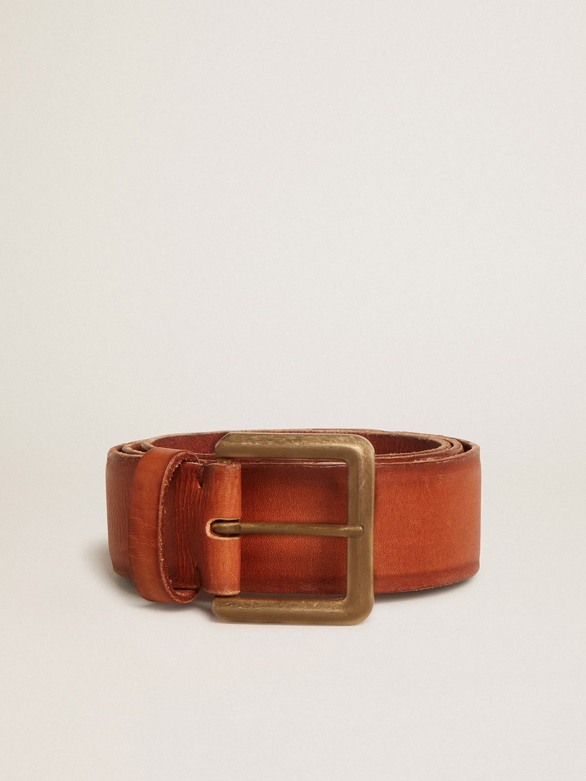 Belt in tan-colored washed leather with raised print - 1