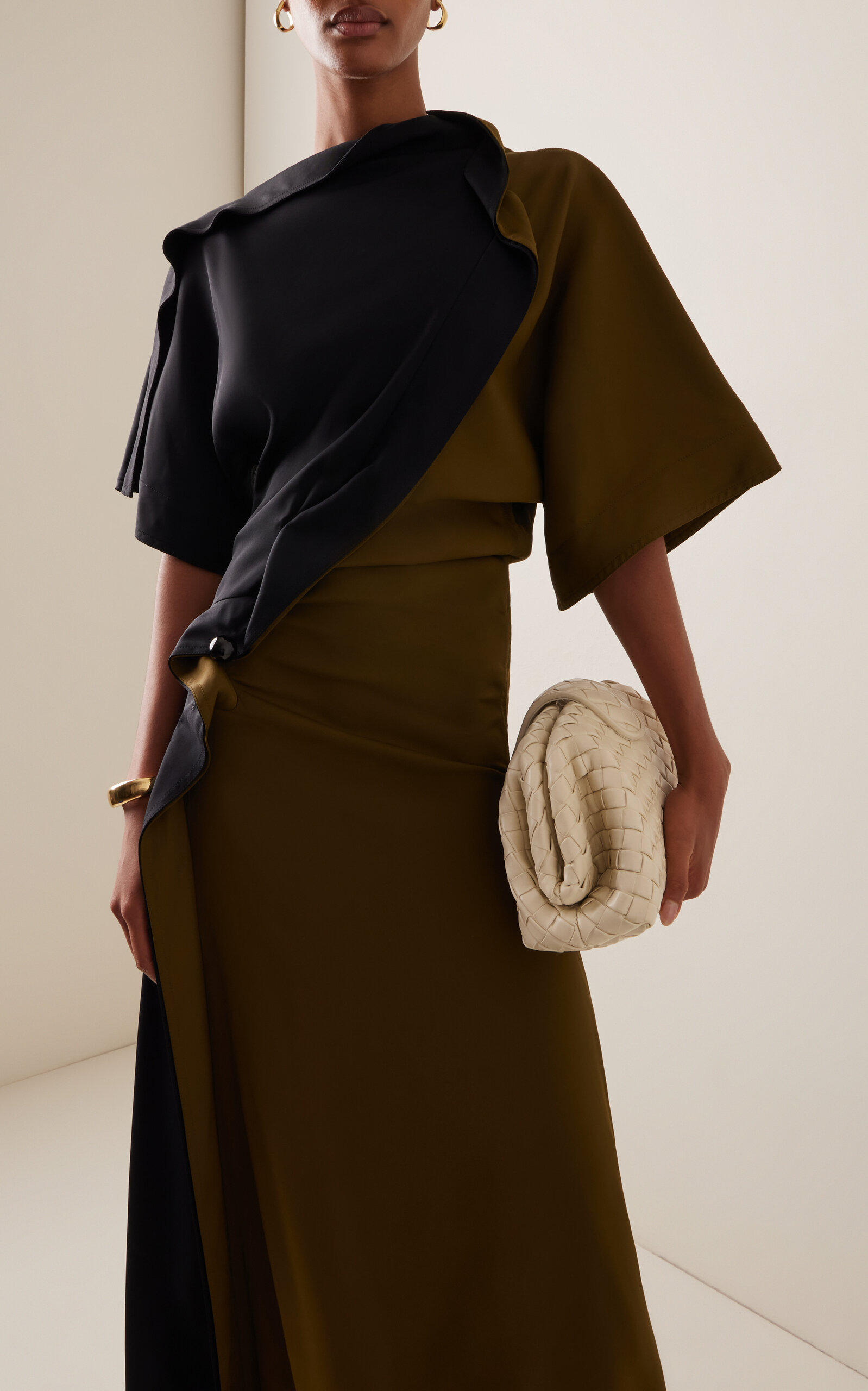 Pierced Draped Crepe Midi Dress olive - 4
