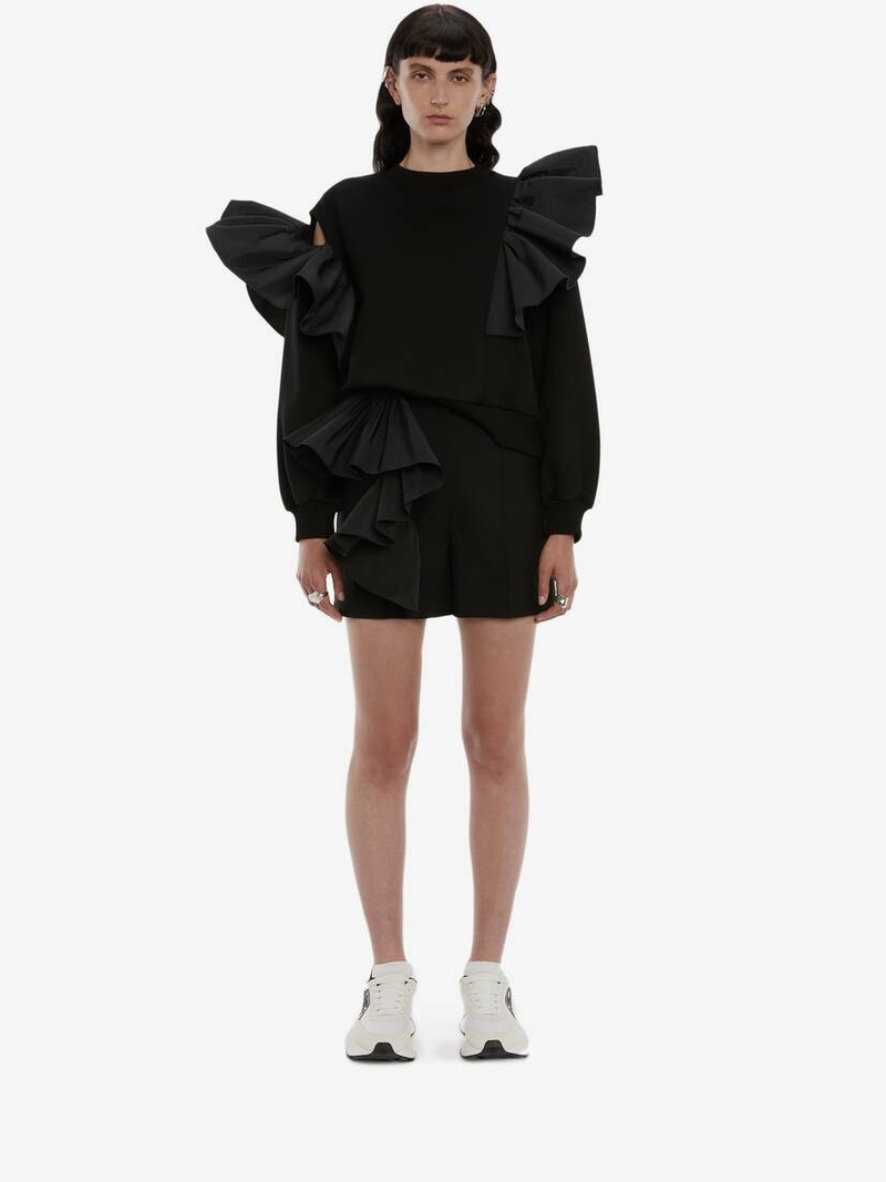 Alexander McQueen Ruffle Wool Shorts in Black outlook