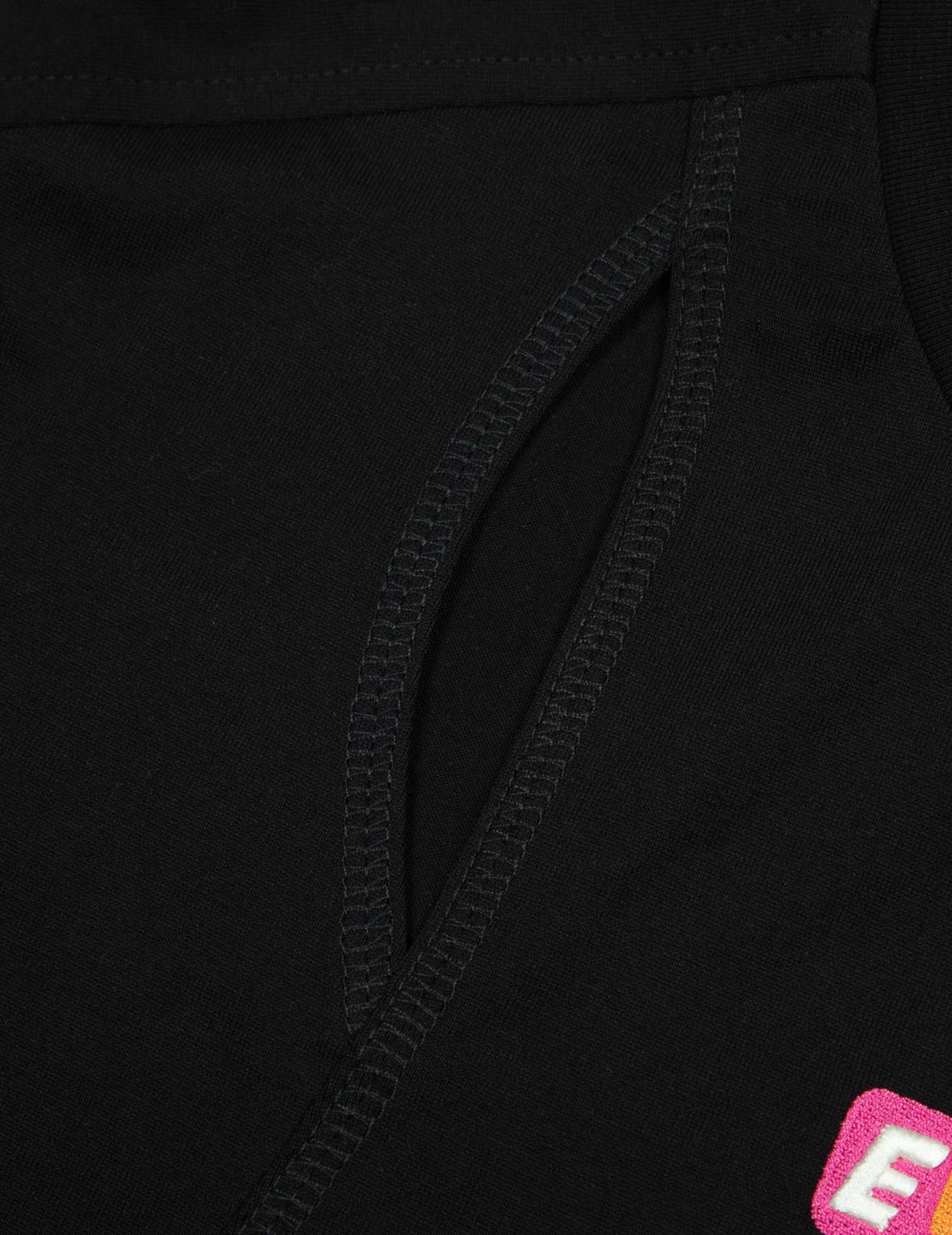 LOGO EMBROIDERY AND DONUT DARUMA PRINT FASHION FIT T-SHIRT - 9