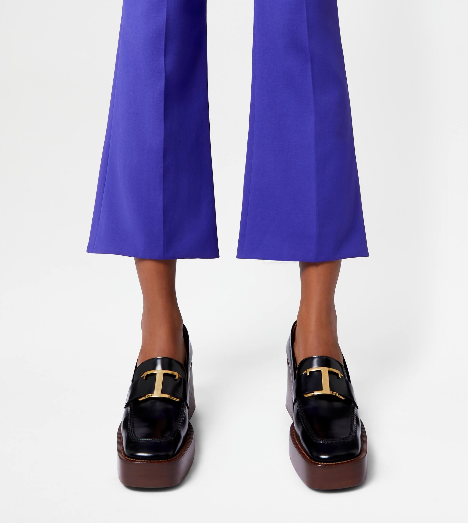 TRUMPET-SHAPED TROUSERS - VIOLET - 4