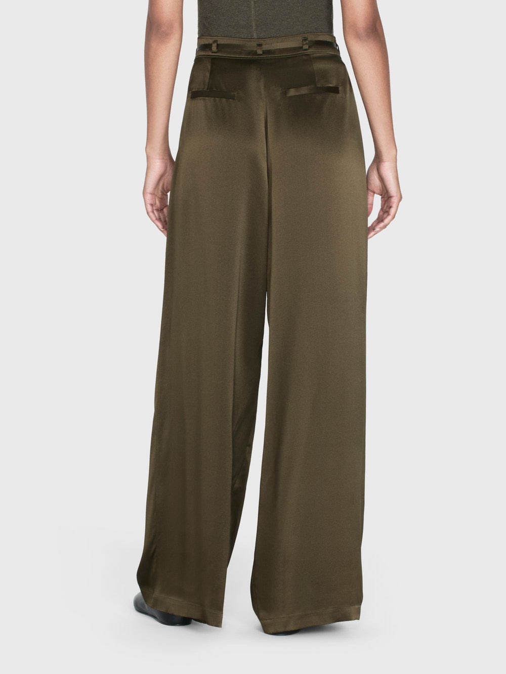 Long Silk Trouser in Rich Military - 7