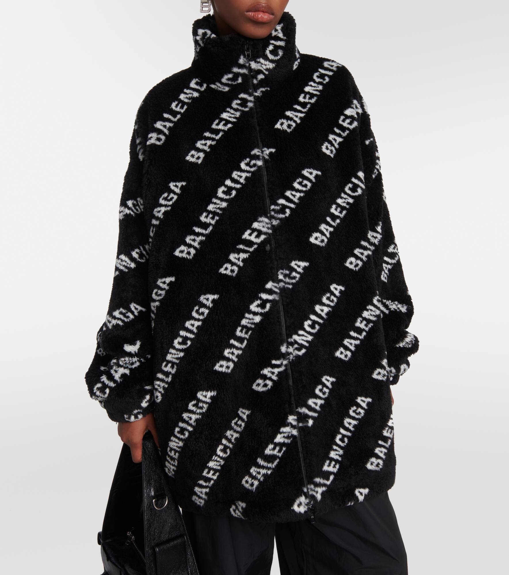 Logo faux fur jacket - 6