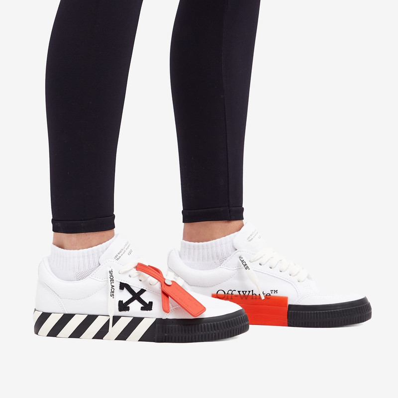 Off-White Off-White Low Vulcanized Canvas Sneakers outlook