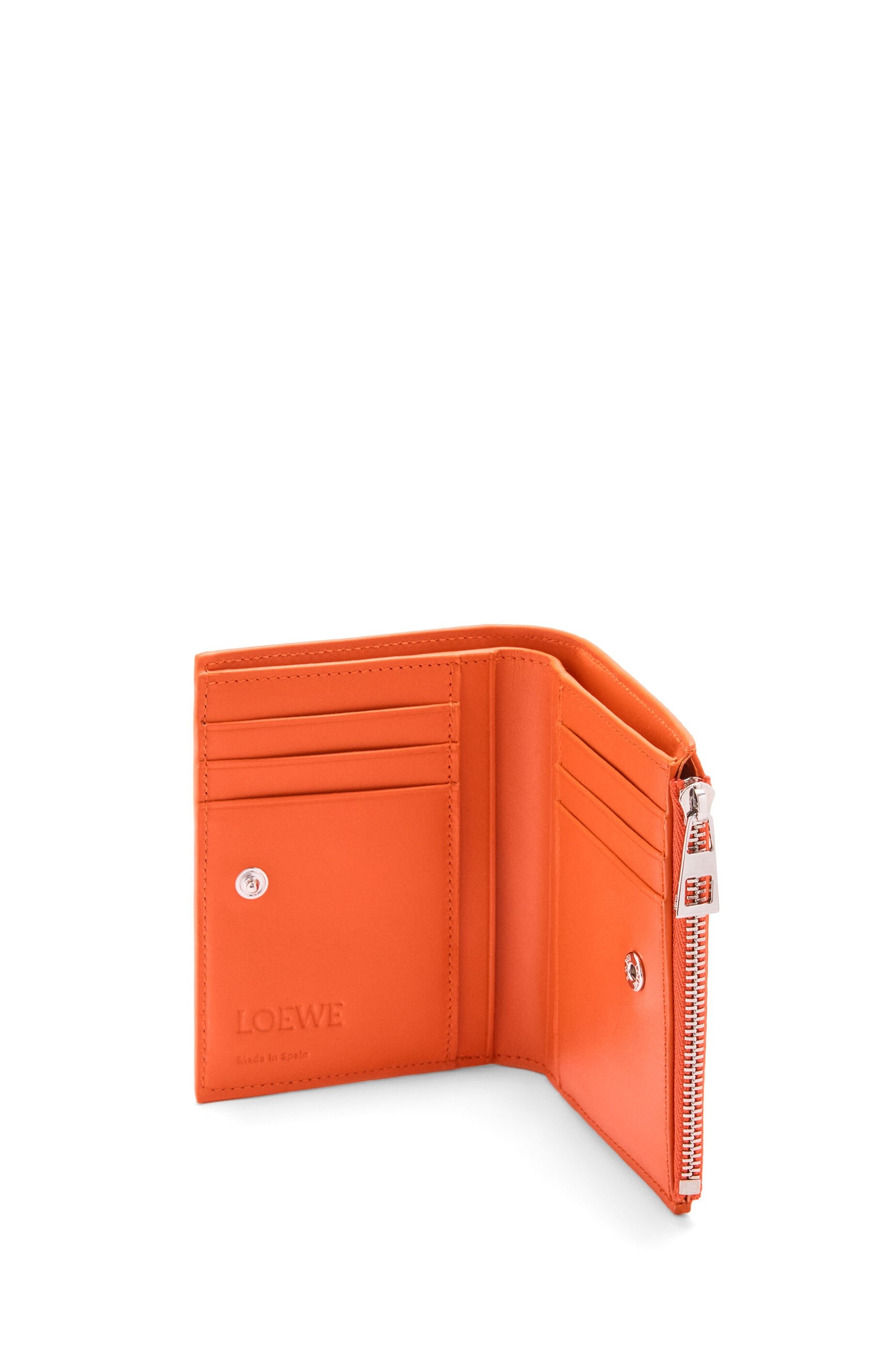 Slim compact walllet in textured classic calfskin - 3