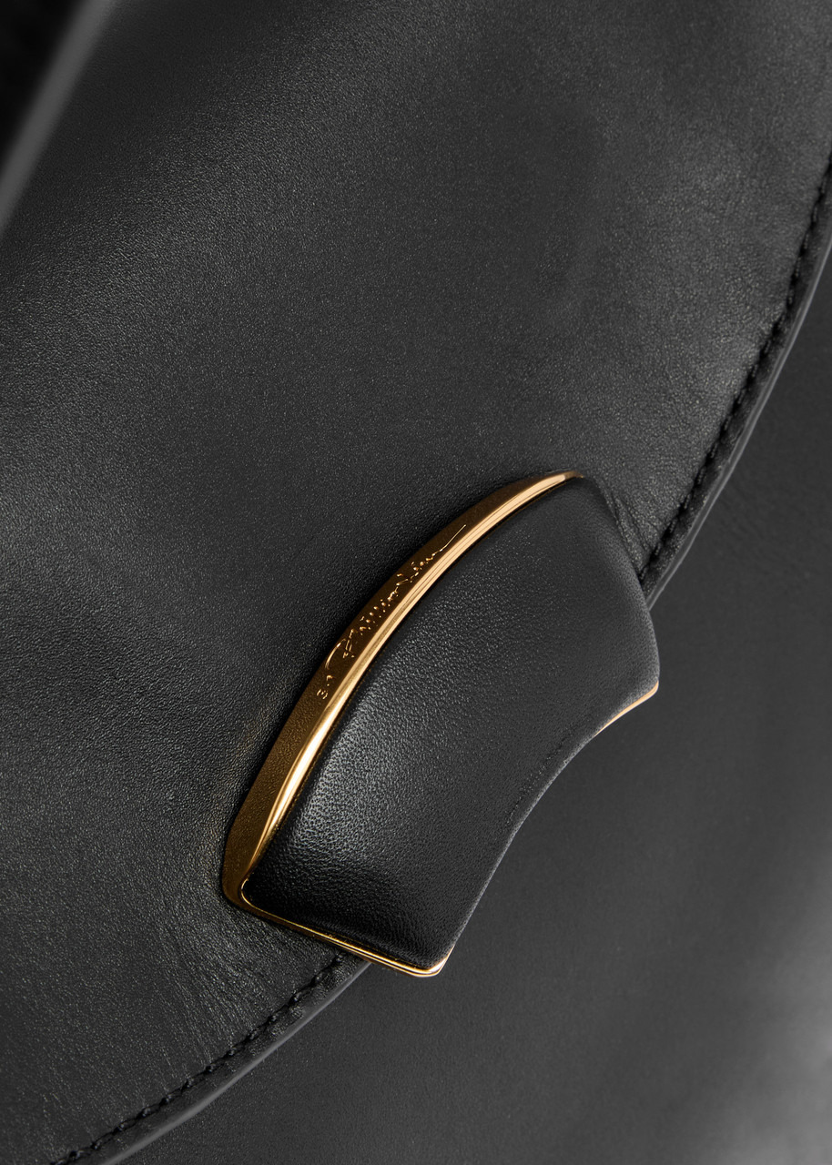 ID Soft leather shoulder bag - 3