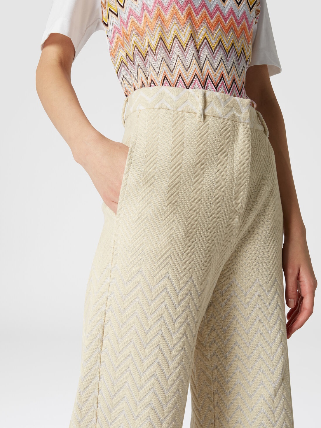Classic zigzag cotton and viscose trousers - 5