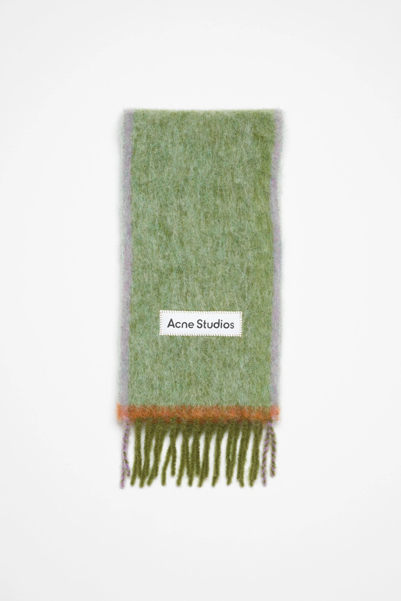Wool mohair scarf - Narrow - Grass green 1