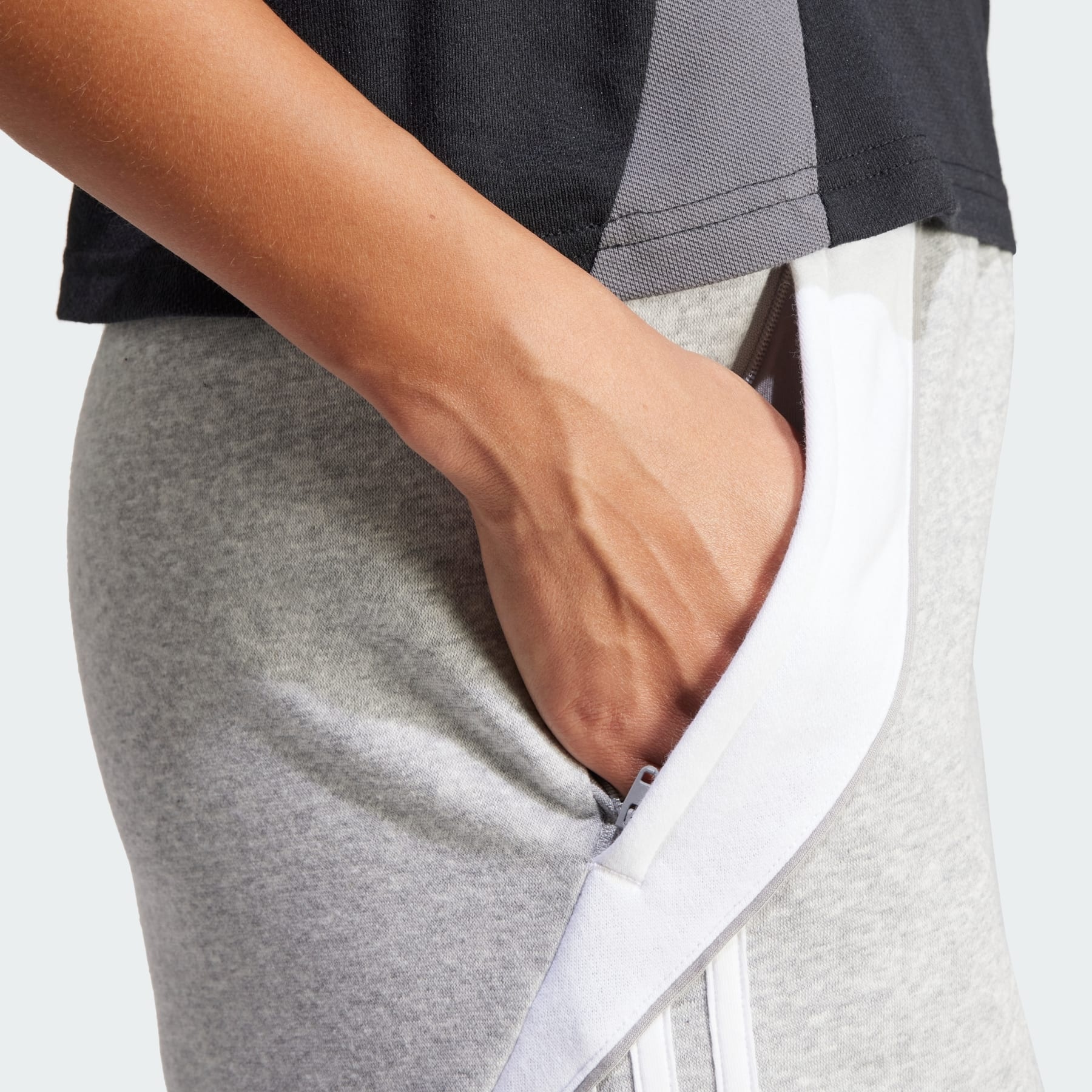 Tiro 24 Sweat Shorts - 7