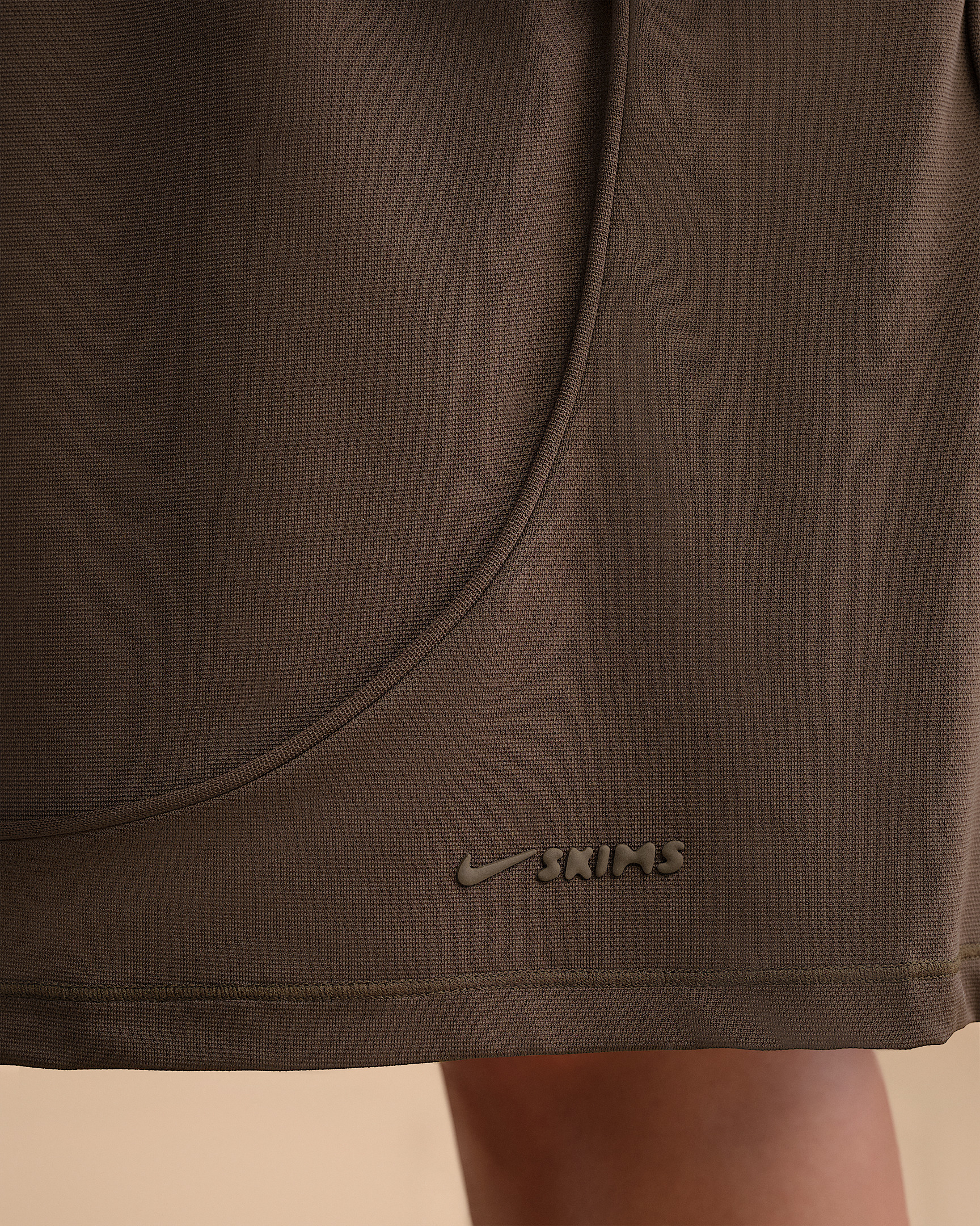NikeSKIMS Airy Women's Relaxed Shorts - 10