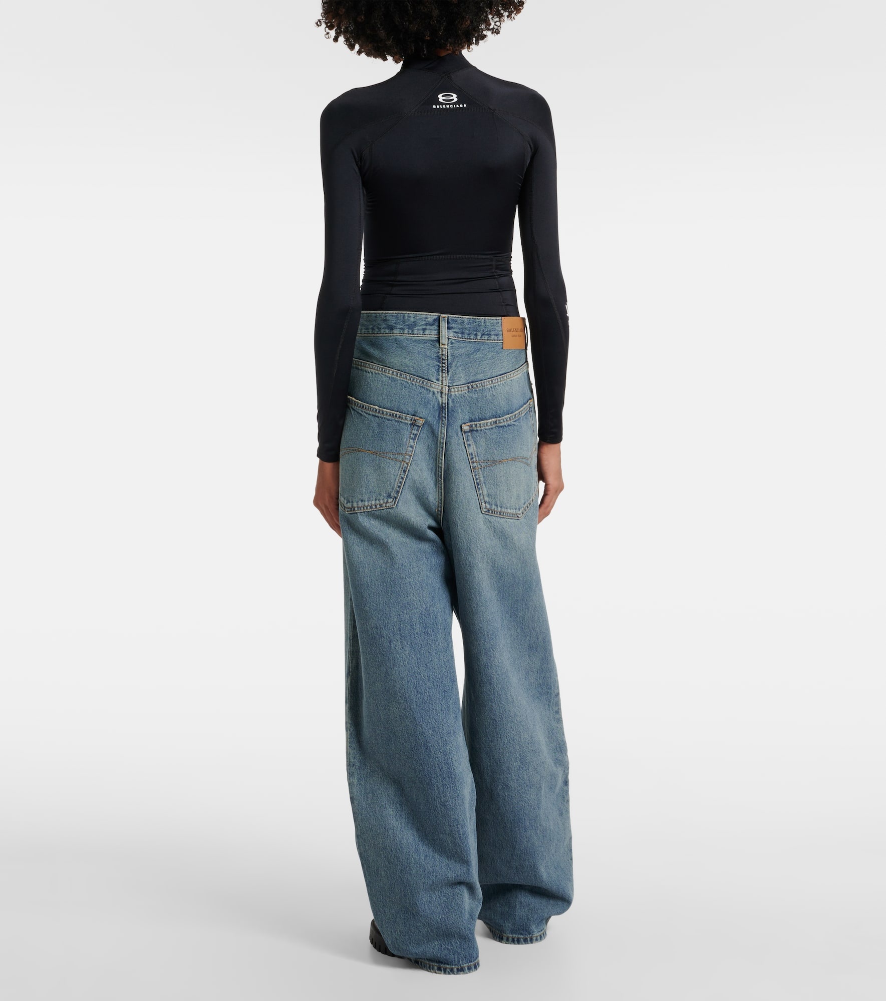 Faded mid-rise wide-leg jeans - 3