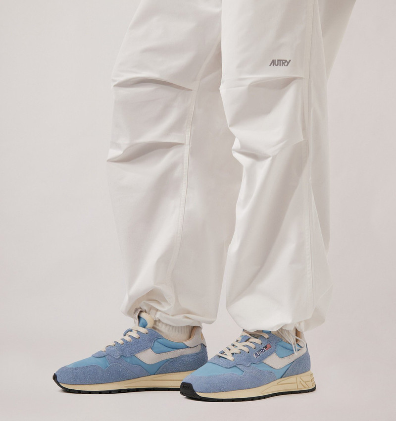 AUTRY REELWIND LOW SNEAKERS IN WHITE AND FORGET ME NOT NYLON AND SUEDE outlook