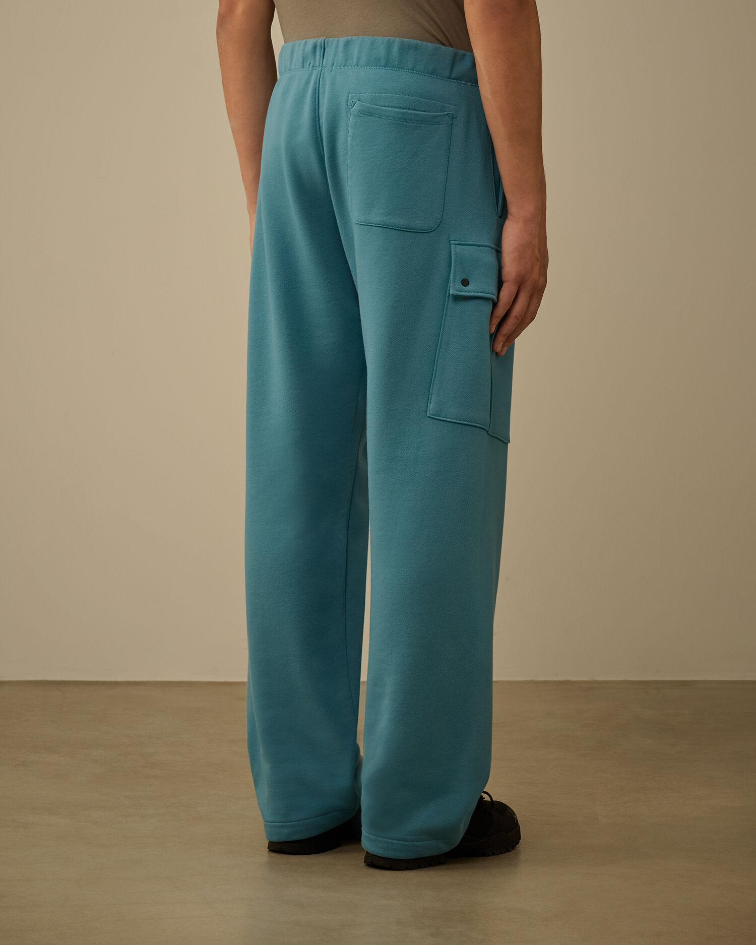 Diagonal Raised Fleece Cargo Sweatpants - 4