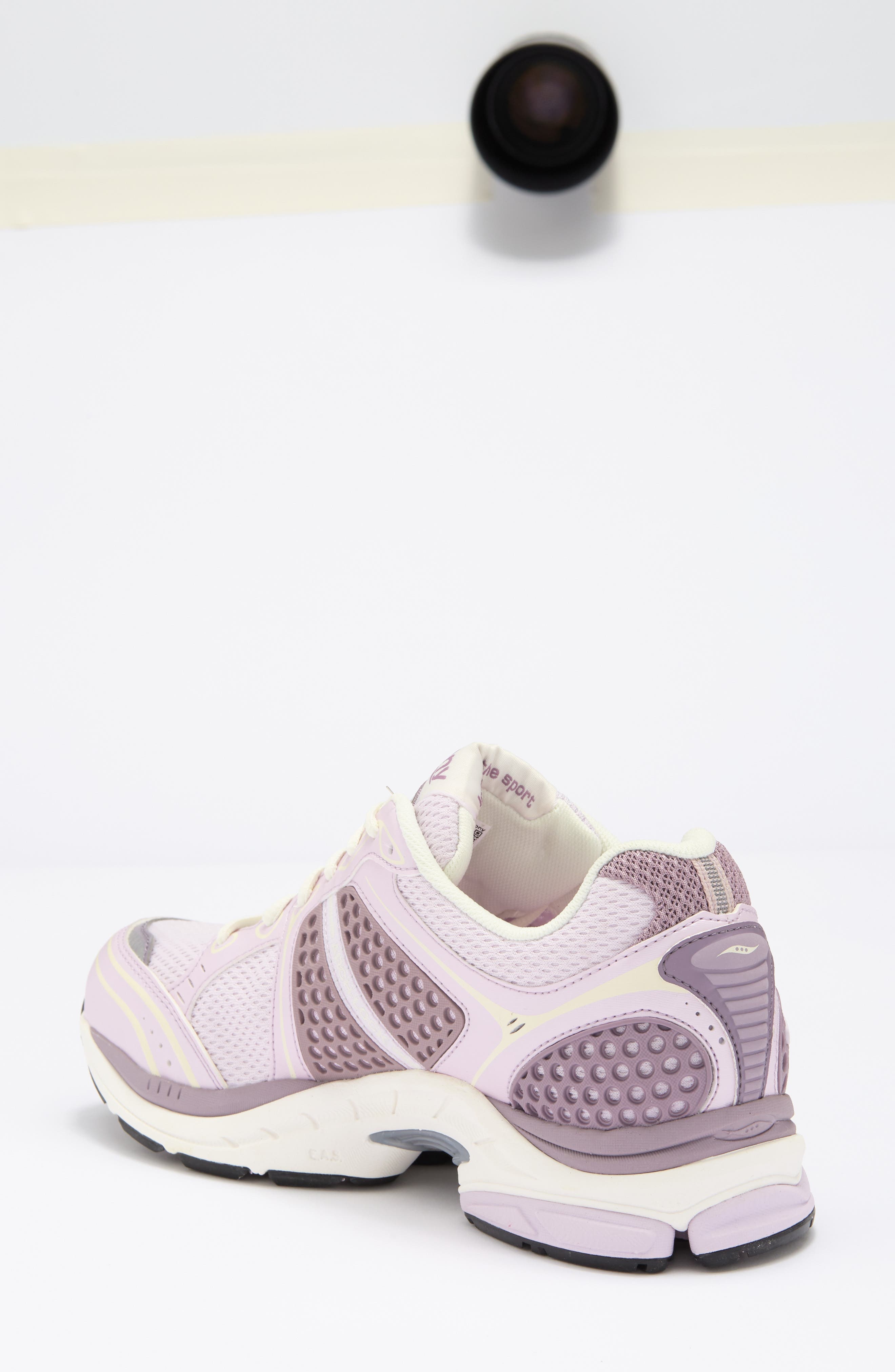Saucony ProGrid Triumph 4 Sneaker in Lilac at Nordstrom - 2