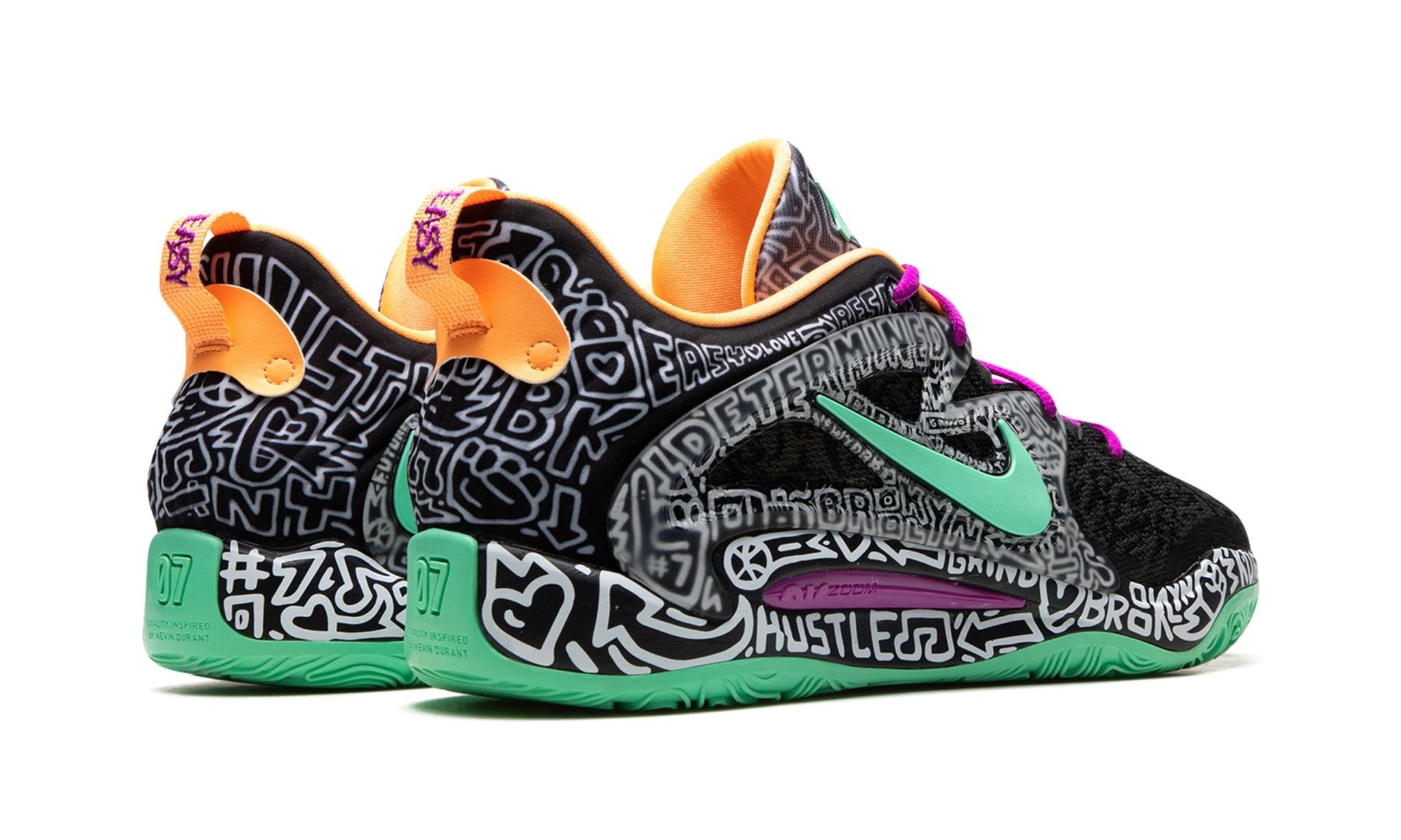 KD 15 "Brooklyn Graffiti" - 3