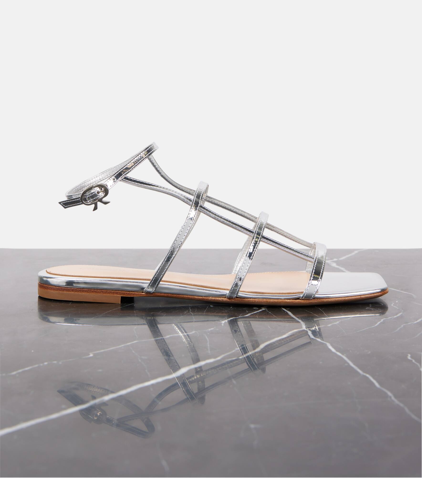 Metallic leather sandals - 5