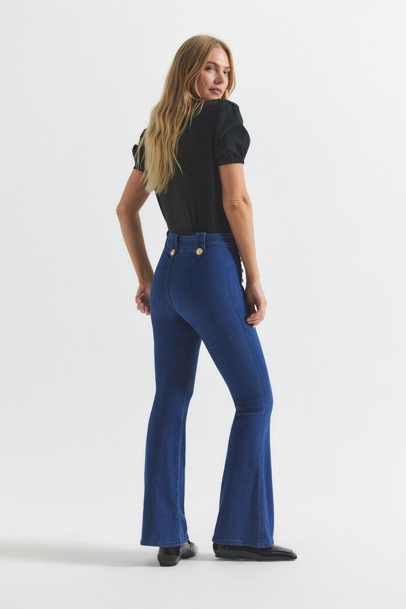 DEREK LAM 10 CROSBY ROBERTSON FLARE JEANS outlook