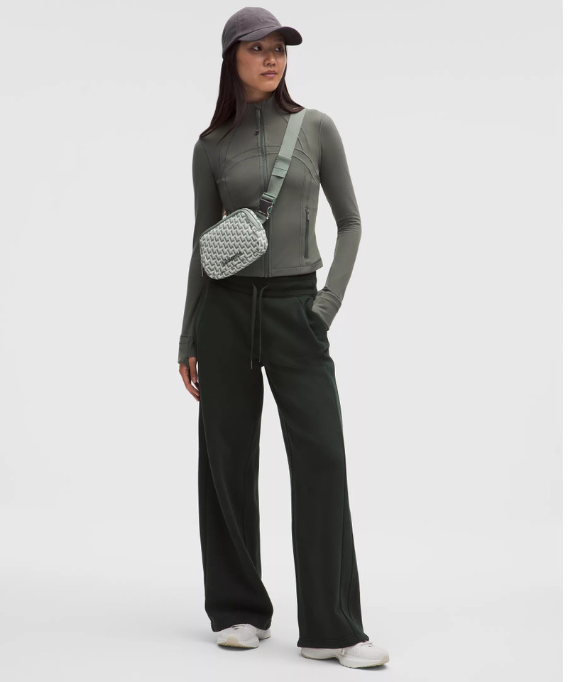 lululemon Everywhere Belt Bag 1L *L Monogram Knit outlook