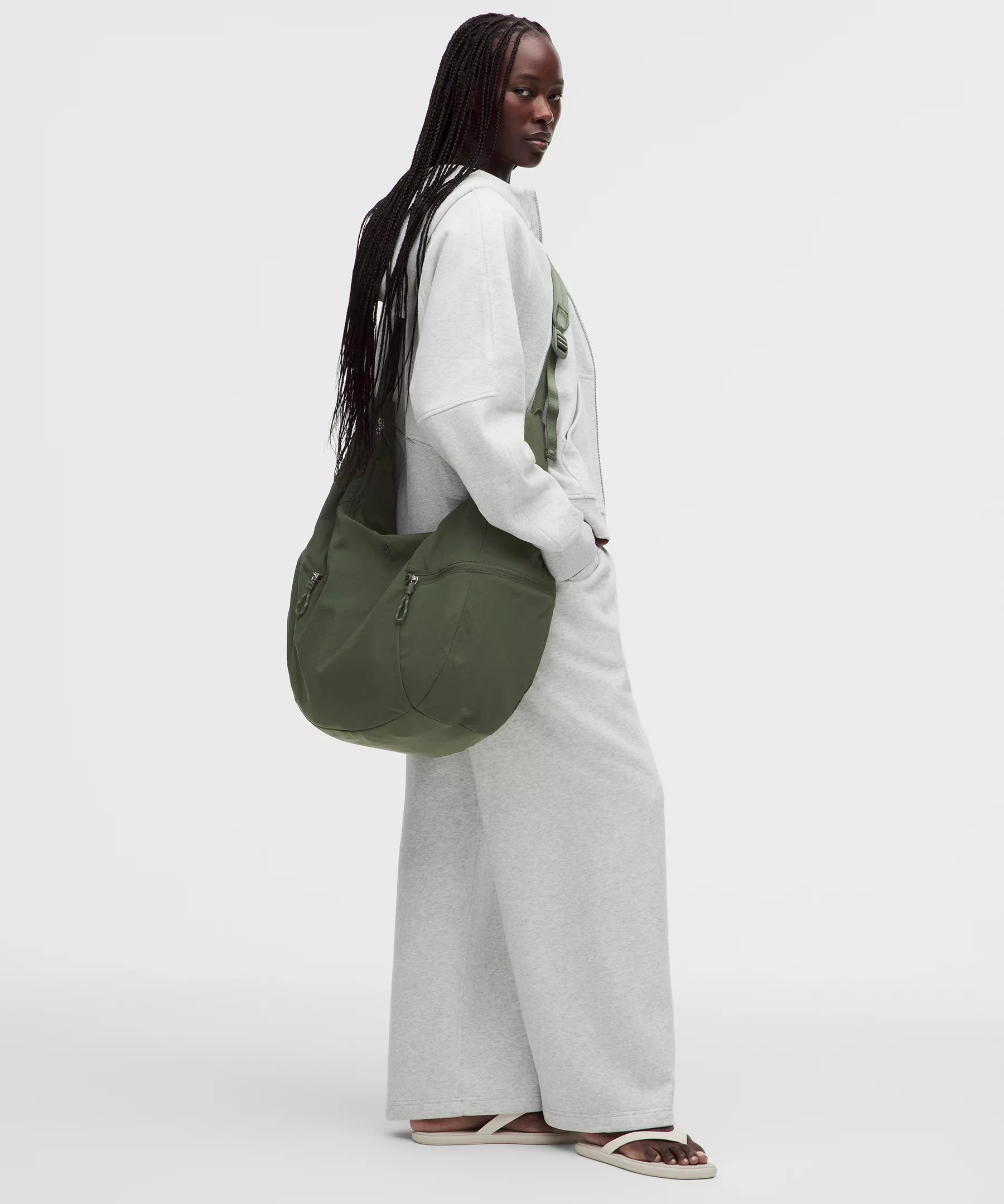 Extra-Large Slouchy Shoulder Bag 24L - 1