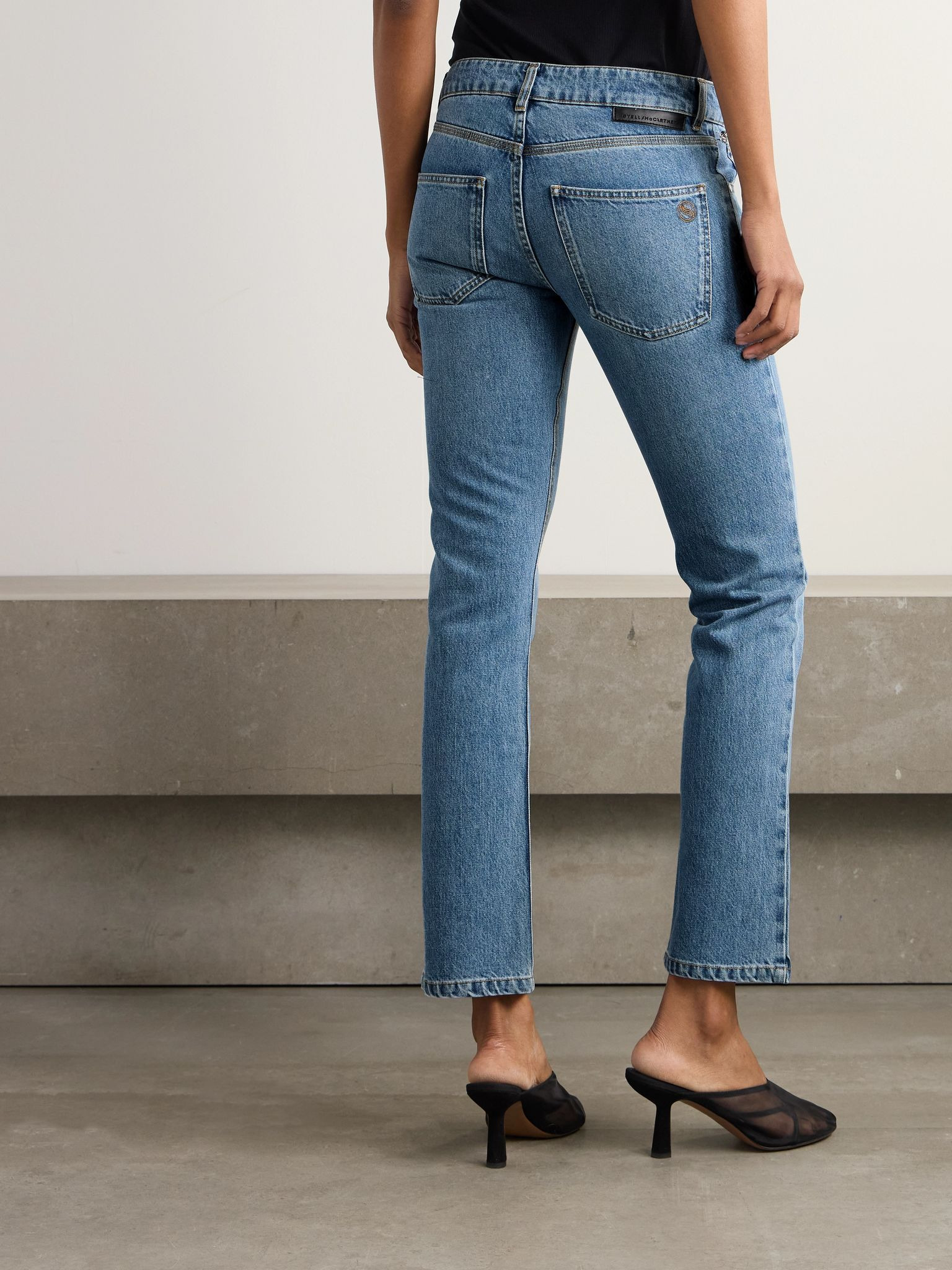 + NET SUSTAIN Falabella chain-embellished mid-rise straight-leg jeans Blue - 4