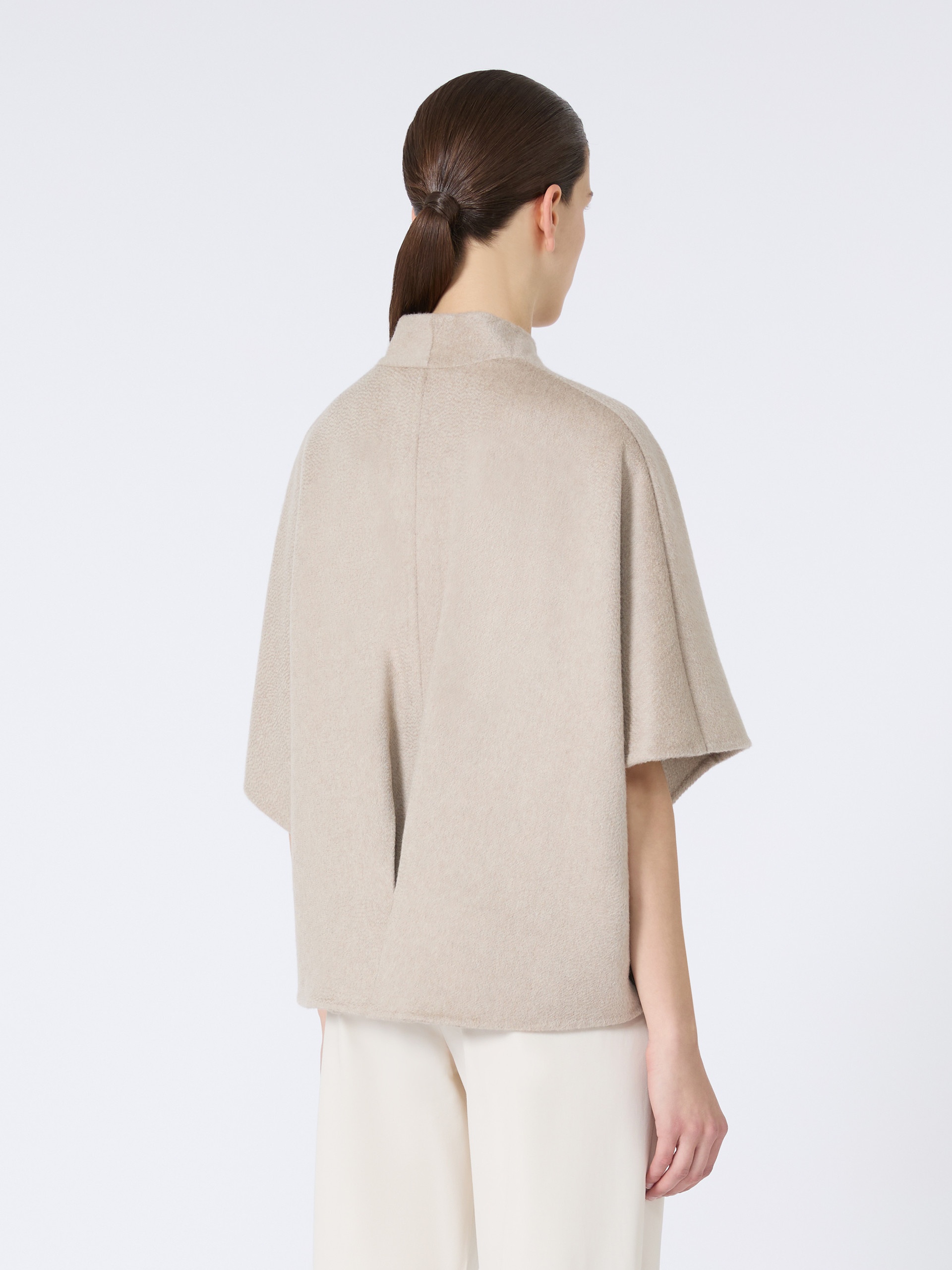 ANDALO Long cropped cape in cashmere drap - 4