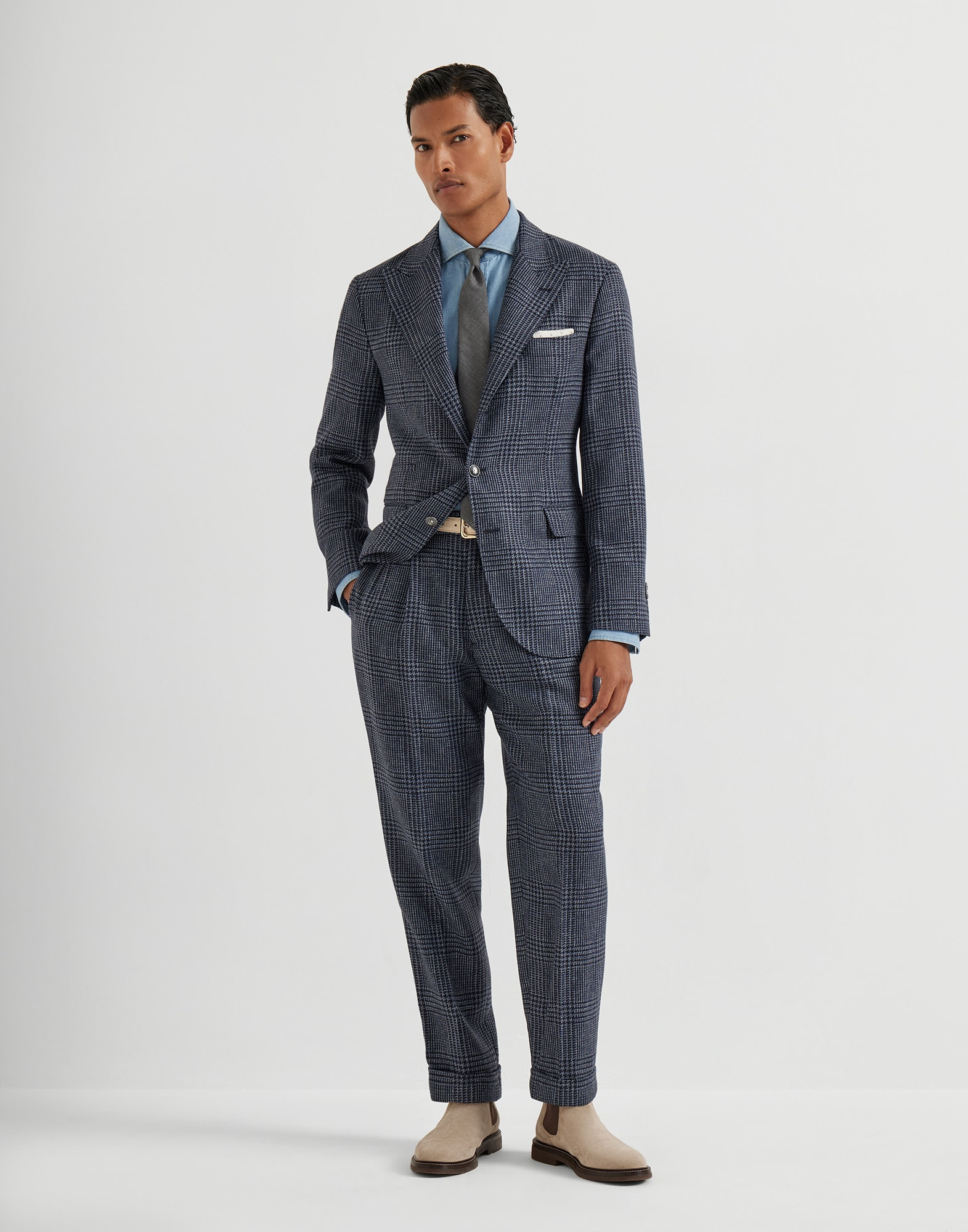 Wool, alpaca and silk Prince of Wales deconstructed blazer with large peak lapels and metal buttons - 5